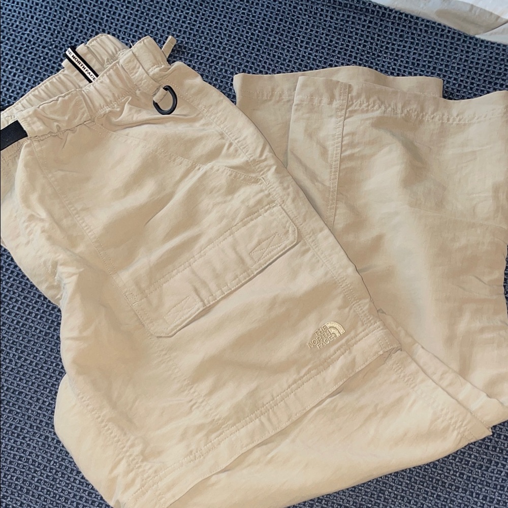 The North Face Men's Light Tan Cargo zip away Pants XL hiking camping fishing